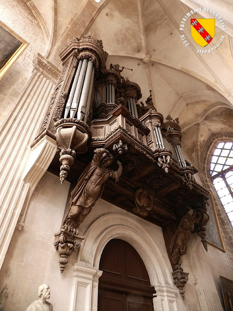 SAINT-MIHIEL (55) - Orgue de l'église Saint-Michel (XVIIe siècle)