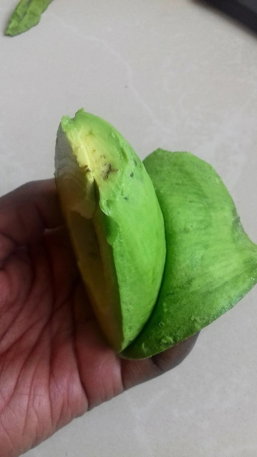 avocado-on-bread-with-poppy-seeds-nairobi-kitchen-recipe-peel-skin-off-avocado