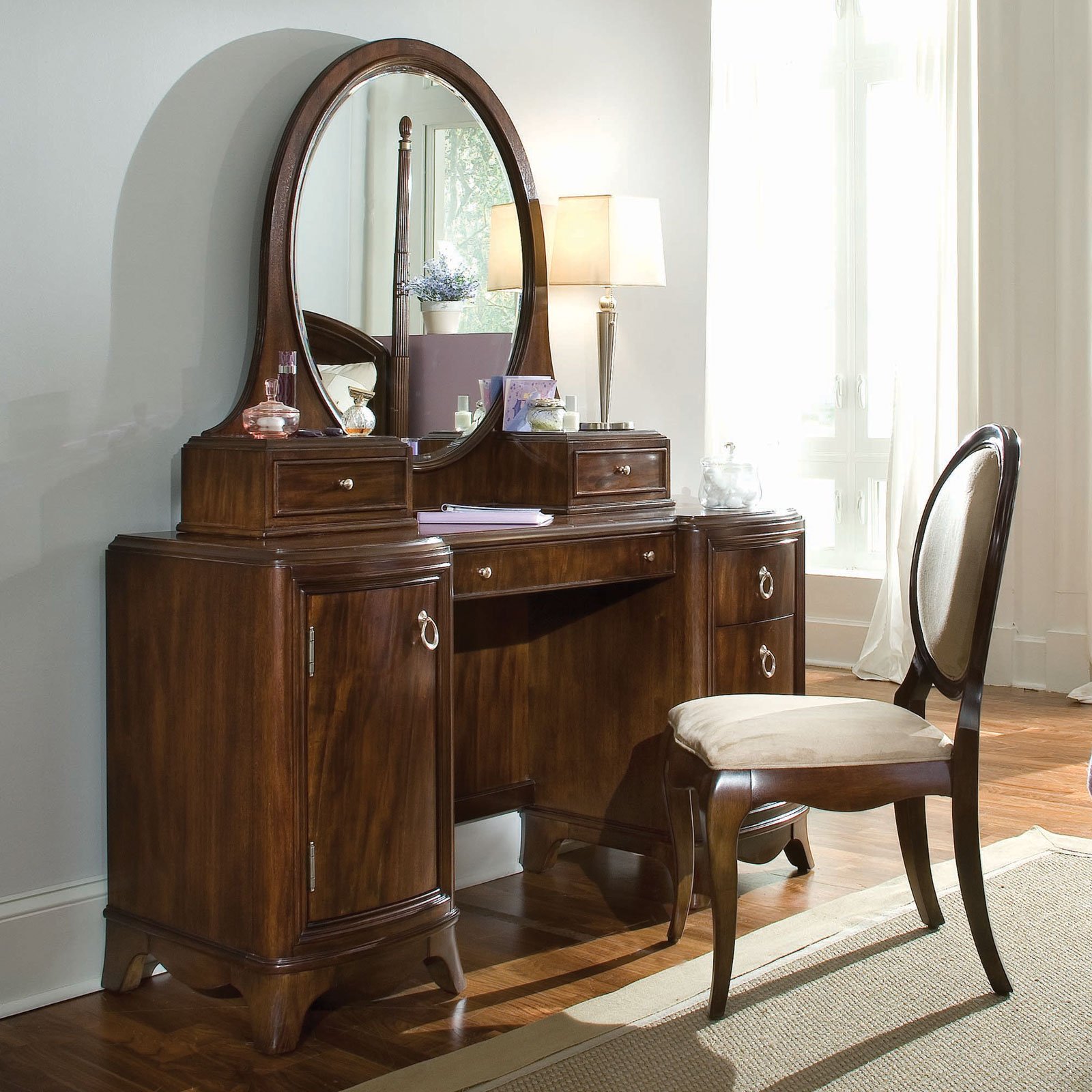 Bedroom Vanities With Lights