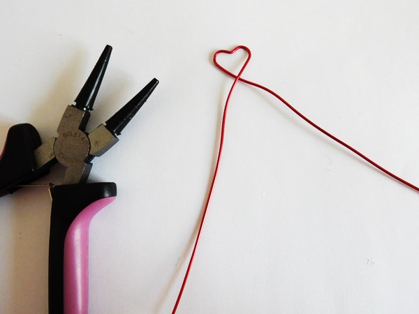 DIY : Upcycler une ampoule pour la Saint Valentin