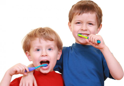 Tips menjaga kesehatan Gigi dan mulut secara alami