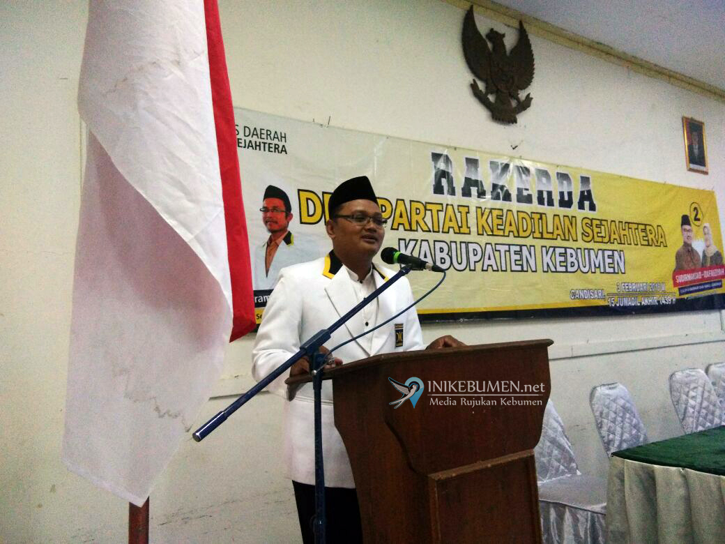 PKS Kebumen Lantik Tim Pemenangan Sudirman Said-Ida Fauziyah