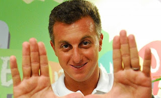 LUCIANO HUCK FALA DA CANDIDATURA