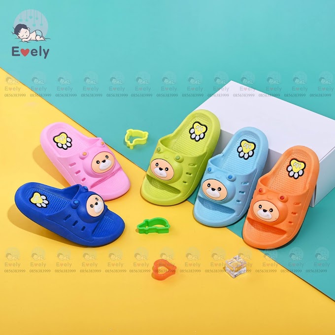 [ nexykids ] Dép Bánh Mỳ Trẻ Em Kiểu Dáng Xinh Xắn Dễ Đi Họa Tiết Mặt Gấu 3D Hót Của Năm Đi Được Cả Trai Và Gái Từ 2 Tuổi Đến 14 Tuổi