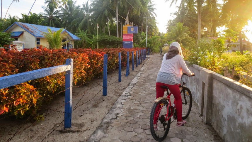 Bersepeda terhadap Pulau Derawan