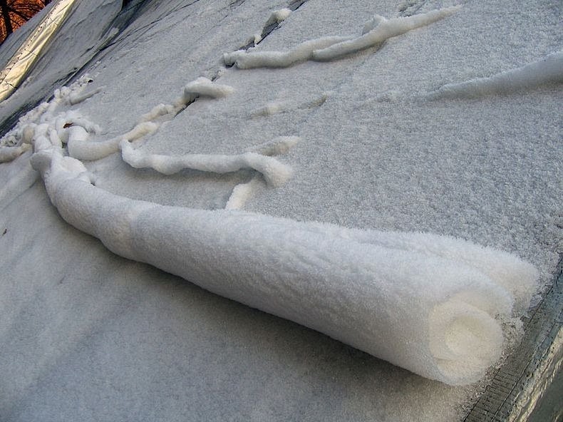 Snow Roller: A Strange Meteorological Phenomenon