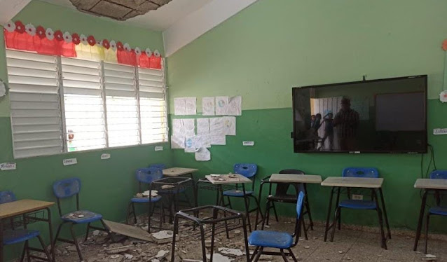 Se desploma techo de escuela en Fundación