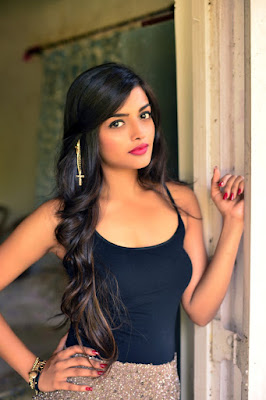 Ashna Zaveri