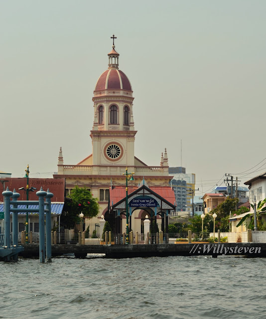 Santa Cruz Church in the Bank of Chao Phraya River, Bangkok