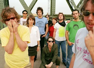 La banda BROKEN SOCIAL SCENE