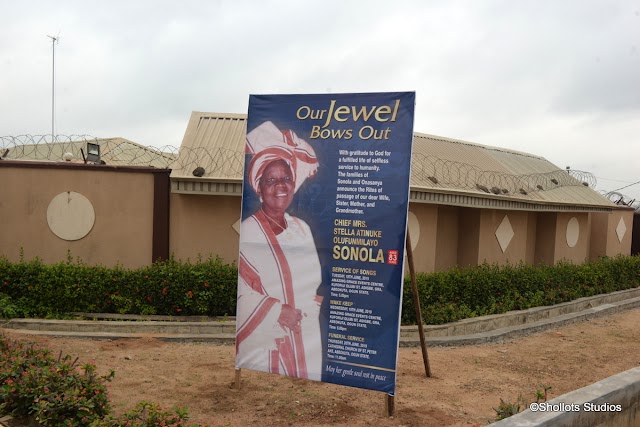 How CHIEF MRS STELLA ATINUKE OLUFUNMILAYO SONOLA Was Buried In ABEOKUTA
