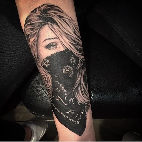 foto de tatuaje en el brazo