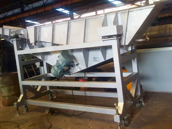 Vibrating Conveyor
