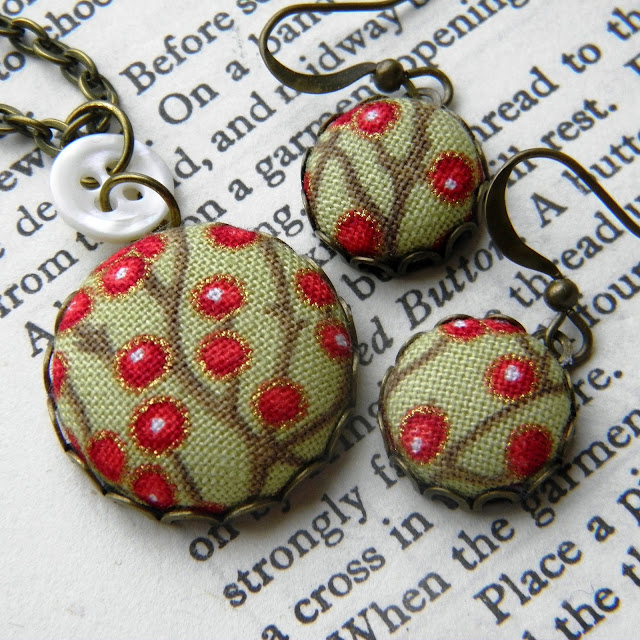 handmade button jewelry 