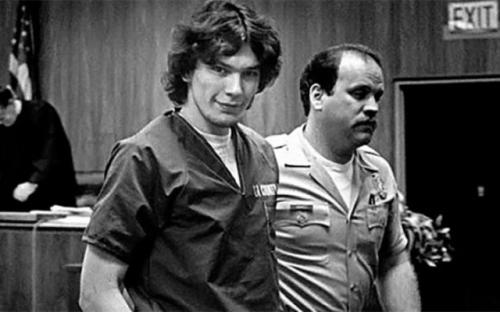 25 horrible serial killers of the 20th century 13. Richard Ramirez, The problem with Richard Ramirez was the pattern of his crimes – or rather the absence of pattern. For almost all serial murderers fixate on a particular type of prey: prostitutes, say; young women; children; adolescent boys or girls – and Ramirez was an equal-opportunity killer. His thirteen victims included men and women, whites and blacks; they ranged in age from 30 to 83. All they had in common was that they died in their homes at the hands of the so-called ‘Night Stalker’.