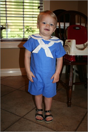 Triggers sailor outfit 063