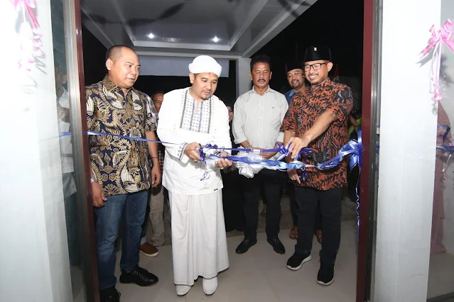 Ketua dan Wakil Ketua II DPRD Batam Hadiri Peresmian Kantor Lurah Sadai