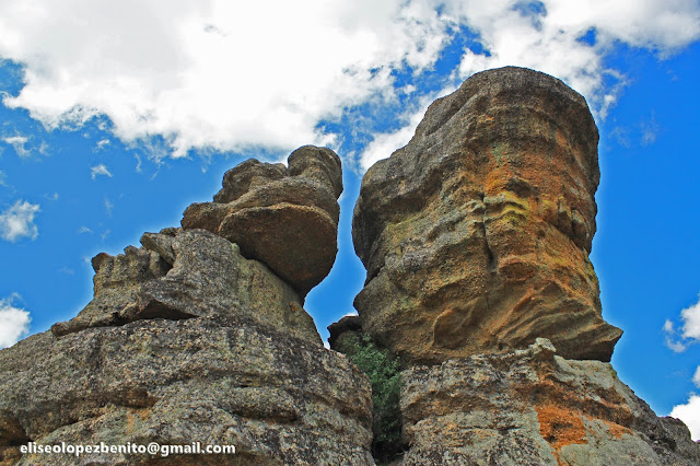 Altares, Altares rupestres, Archaeology, Arqueología, Arte Megalítico, Burgos, Cazoletas, Civilización Madre, Eliseo López Benito, Mother civilization, Petroglifos, Petroglyphs, Piletas, Sierra de la Demanda, 