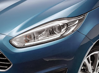 ford-fiesta-sport-car-headlight