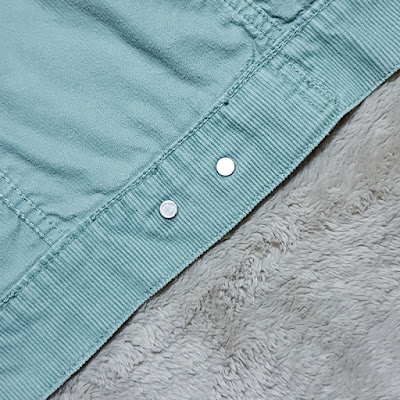 Levis-72333-0016-button-back