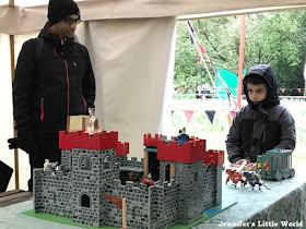 Arundel Castle making a catapult craft