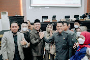 Ketua Komisi I DPRD Karawang, H. Budianto, SH, Dinobatkan Sebagai Ketua DPRD Karawang Menggantikan H. Pendi Anwar.