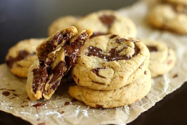 Indulgent Delight: Biscoff Cookie Pie Recipe