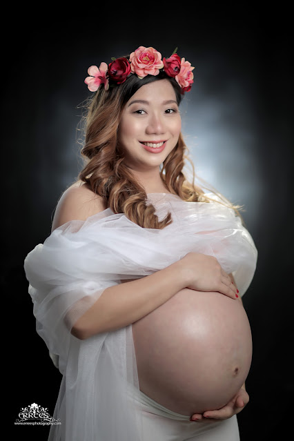 #erreesphotography #erreesstudio #viganstudio #viganphotographer #abrastudio #abraphotographer #manilaphotographer #portrait #studioportrait #maternityportrait #maternity