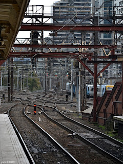 flinders station tracks