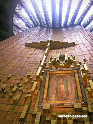 http://catolicoimpacto.blogspot.com/2013/05/basilica-interna-de-nuestra-senora.html