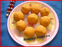 http://www.momrecipies.com/2009/09/moong-dal-ladoo-sunni-undalu.html