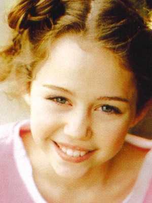 miley cyrus mini biography and childhood pictures