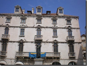 P8080010