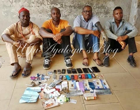 See Amputee and His Criminal Fraud Gang Arrested for Impersonating Tinubu, Saraki, Others (Photos)