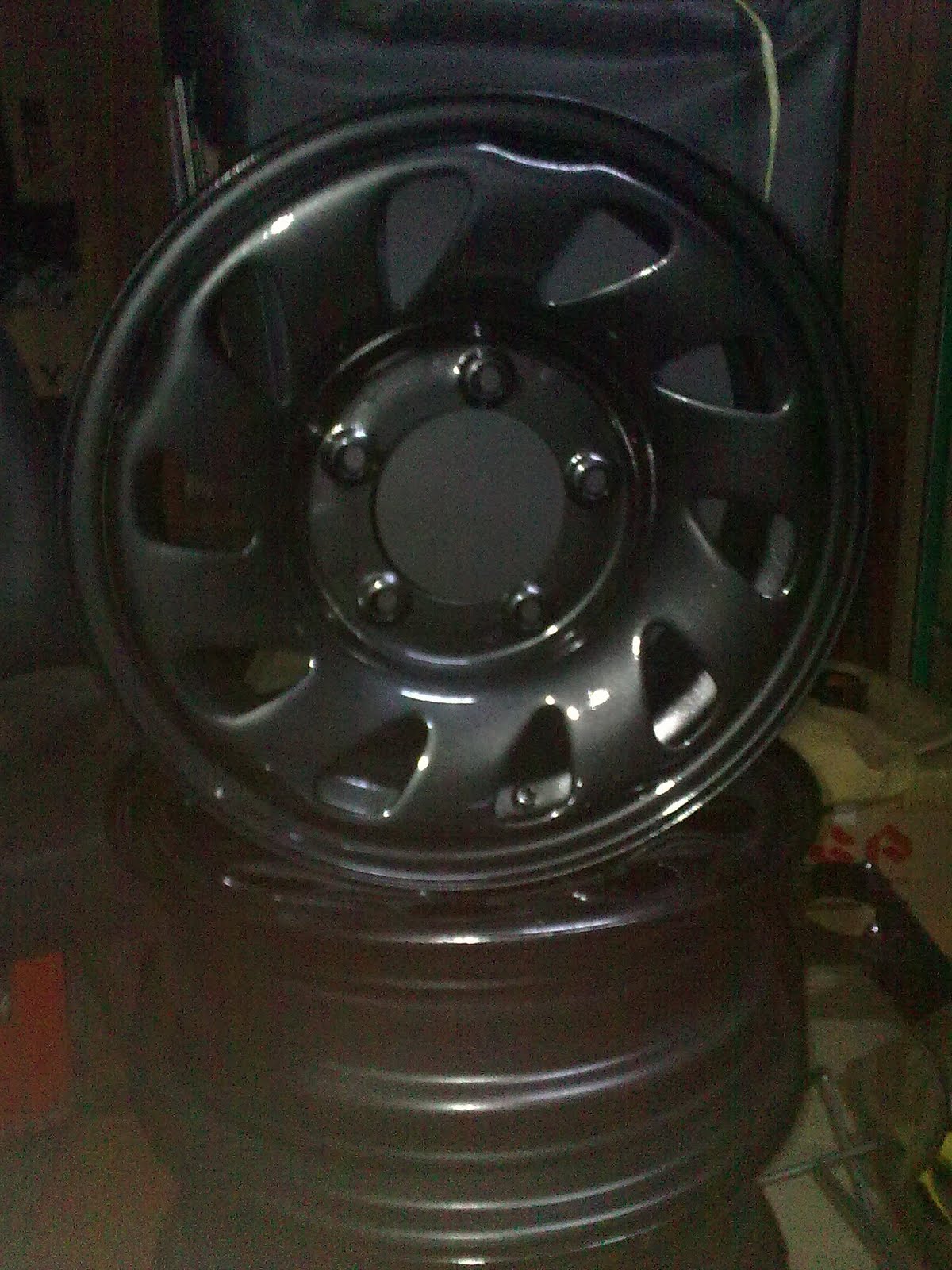 MOBIL 4X4 velg vitara teardrop abu tua metalik  