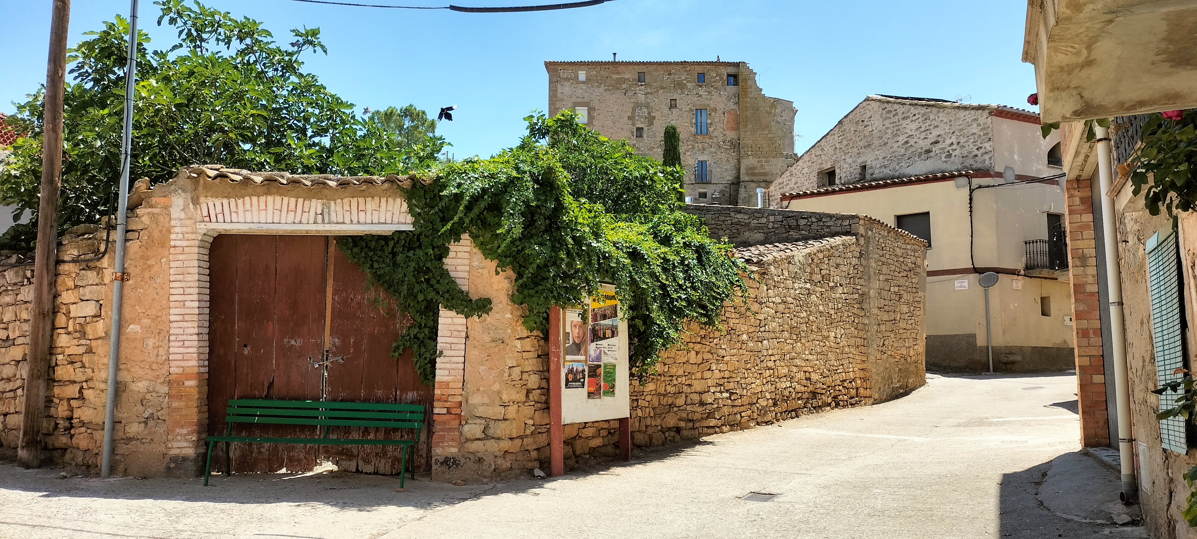 Entrada de Claravalls