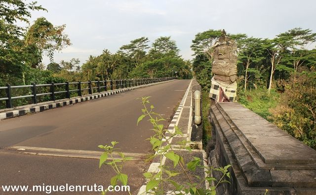 Carretera-interior-Bali