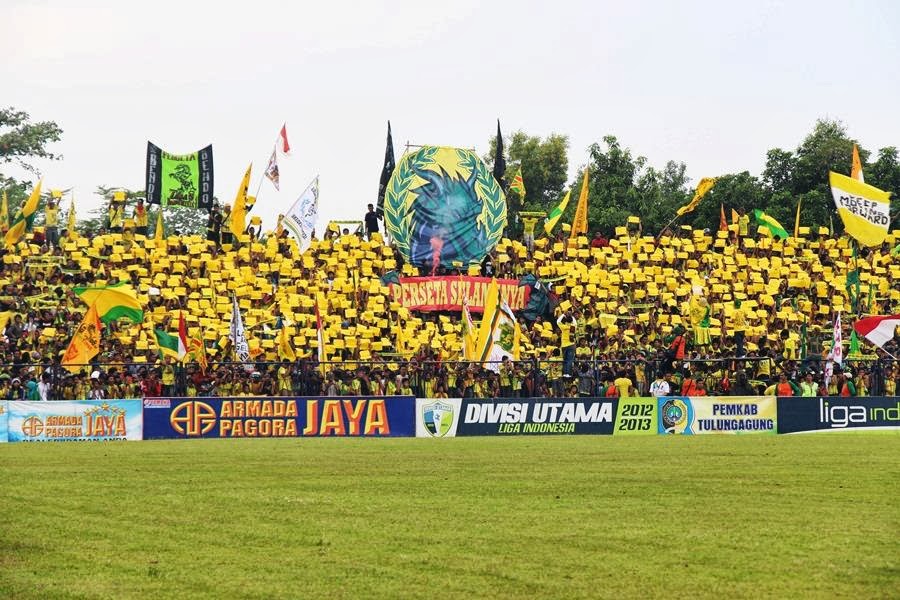 Daftar 10 stadion paling angker dan berhantu di indonesia