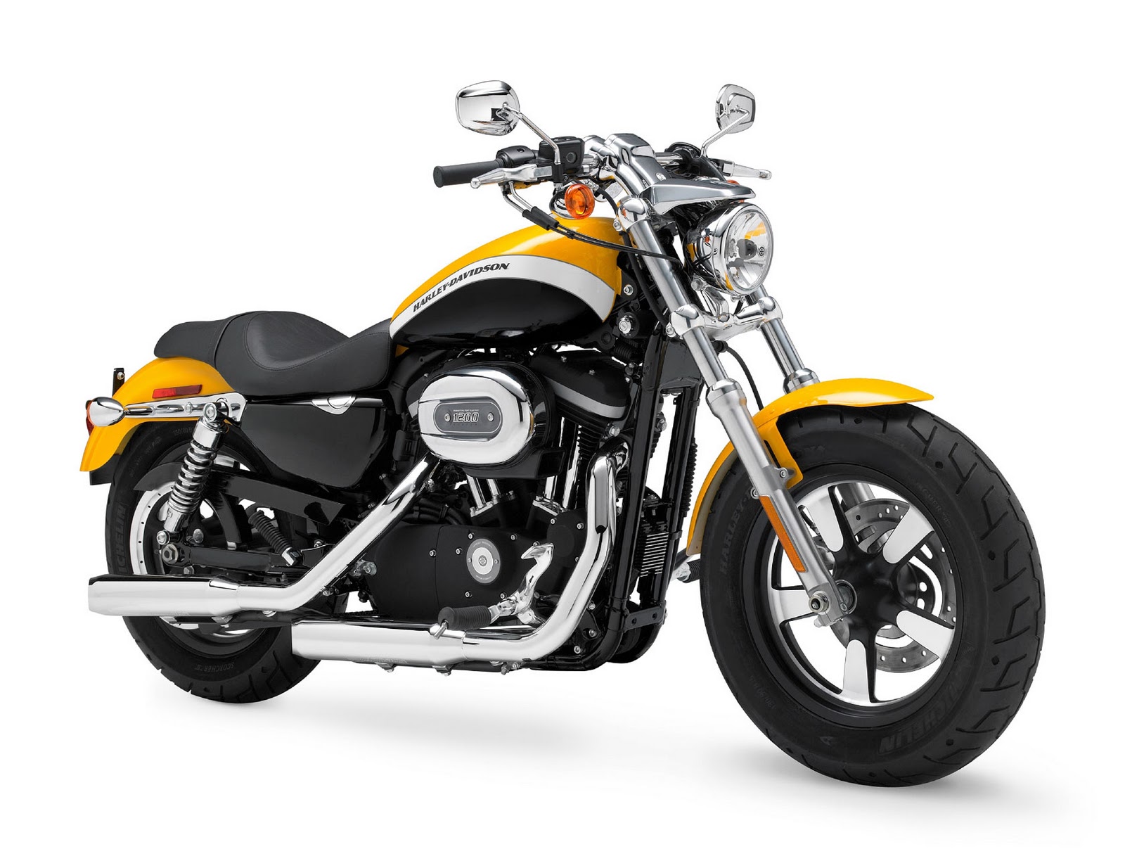 harley davidson fatboy Harley-Davidson XL1200C Custom H-D1 Sportster - 2011