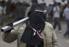 En Egipto hombres no identificados agredieron el miércoles por la madrugada a grupos de manifestantes causando 20 muertes y 50 heridos