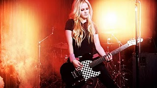 Avril Lavigne wiki and pics