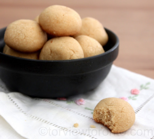 peanut butter cookies