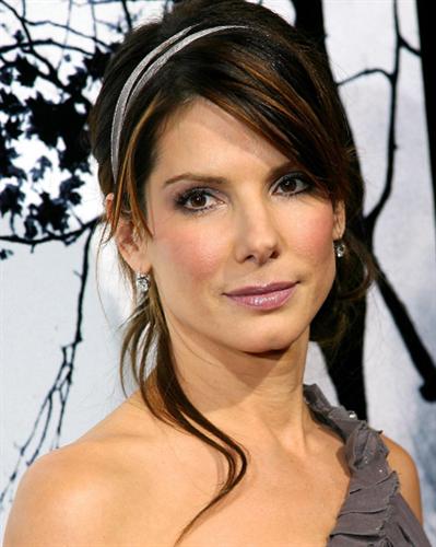 Sandra Bullock  Hairstyles Photos bSsmw