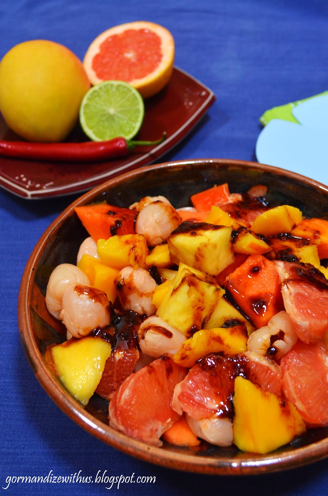 Photo Rujak Buah - Fruit Salad with Spicy Palm Sugar Sauce from Dumai City