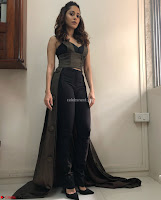 Nushrat Bharucha New Bollywood sensation from Sonu Ke u Ki Sweety Exclusive Unseen Pics ~  Exclusive Gallery 044.jpg