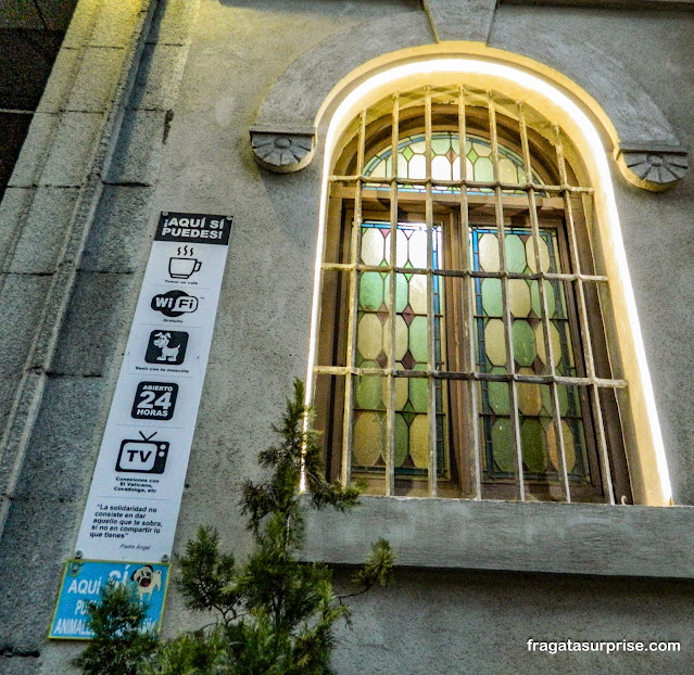 Acolhimento à população sem teto na Igreja de San Antón, Chueca, Madri