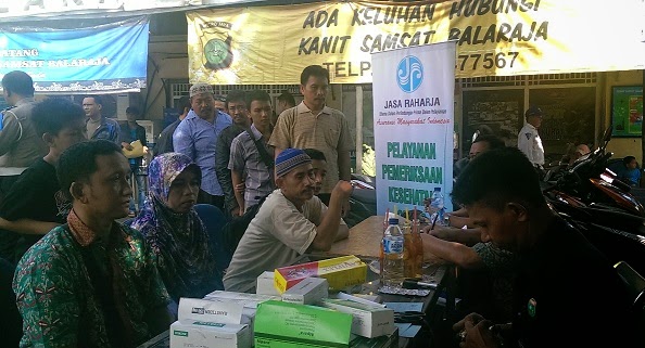 Samsat Balaraja Buka Klinik Pengobatan Gratis