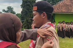 Upacara Kenaikan Tingkat Penggalang