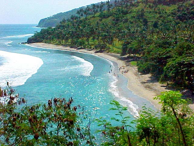  Pantai Senggigi  Pulau Lombok yang Istimewa