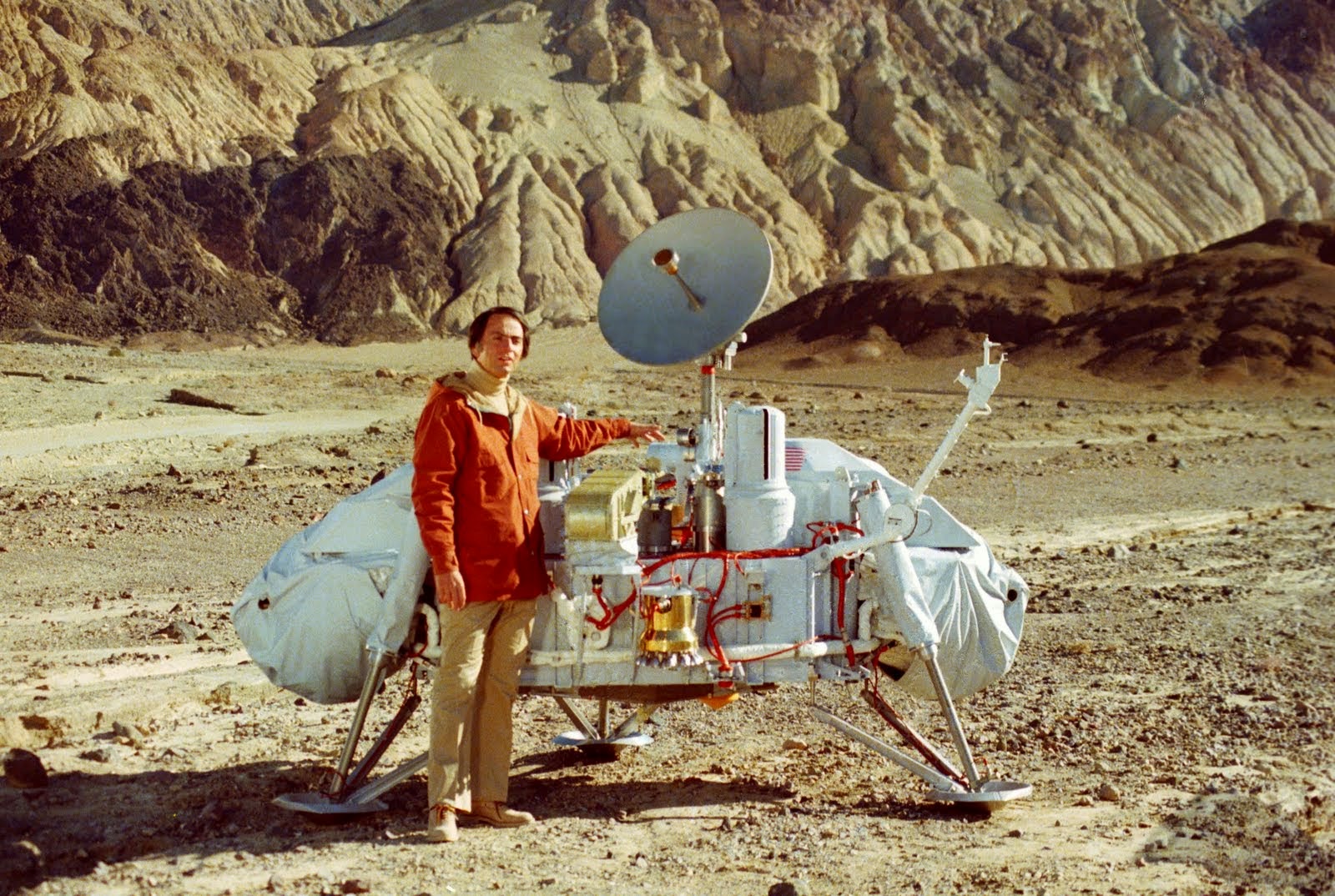 Carl Sagan and Viking lander